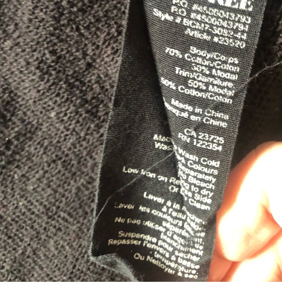 Aritzia Wilfred Free Rousseau sweater black size M cardigan style - Picture 7 of 8